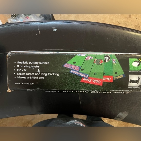 FanMats - Georgia Bulldogs Golf Putting Green - Picture 1 of 7